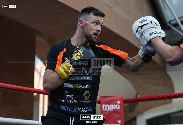 Padraig McCrory sparring ahead of his fight, proudly sponsored by Roylemac10